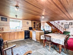 Photo 17- click for photo gallery